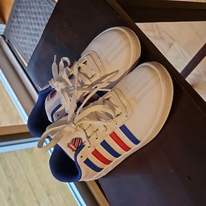 K-Swiss US 4